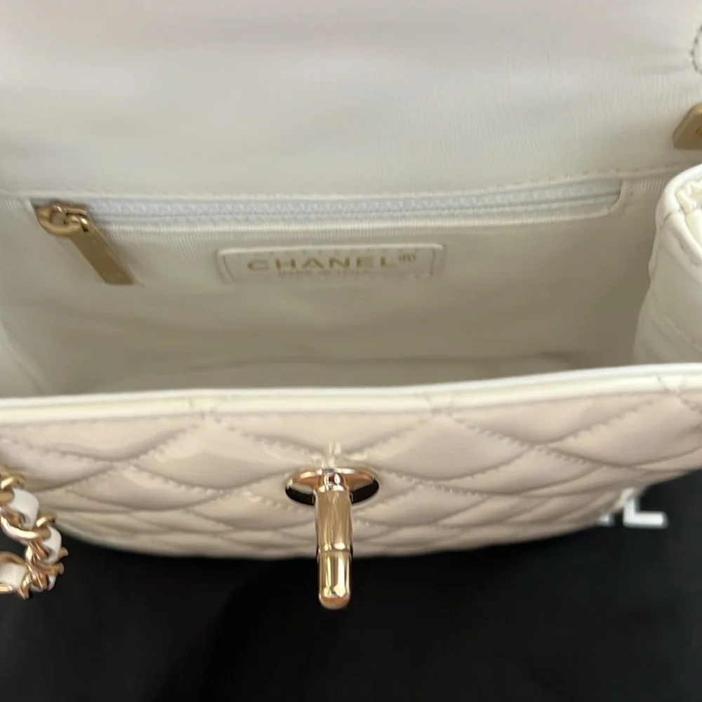 Chanel 2023 patent leather hobo bag
